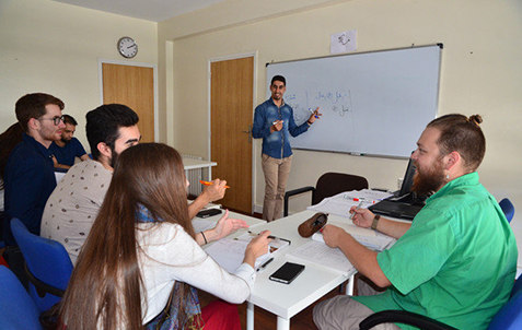 カラムワラウ語学学校