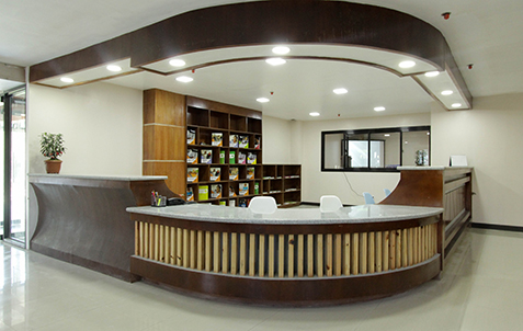 PINES International Academy (メインキャンパス)